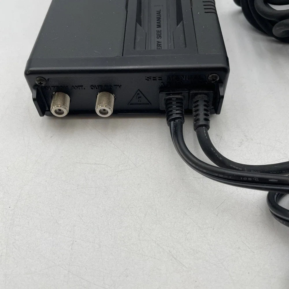 Nap Consumer Electronics Crop. Battery Pack+ 10V 1100mAh V80085BKO1 Plus Charger